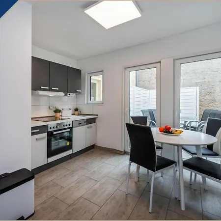 Apartment Marina App 3